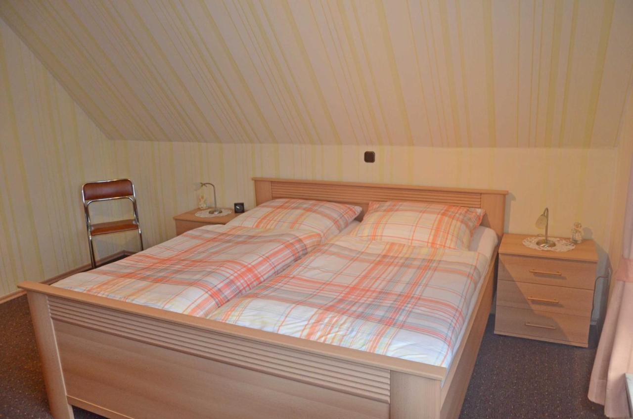 Ferienwohnung Kleinhaus, 95008 Rhauderfehn Екстер'єр фото